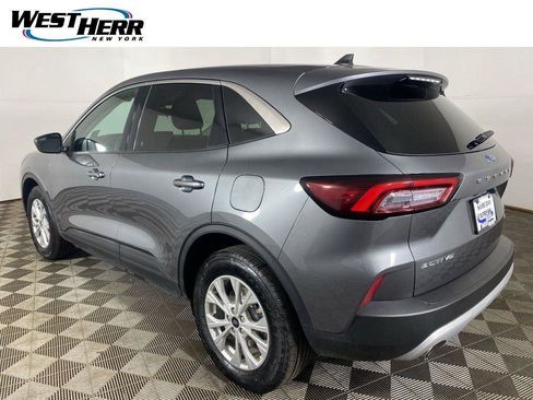 Used 2023 Ford Escape Active AWD/4WD image 28