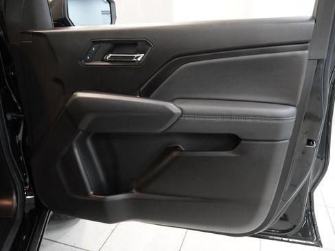 Used 2024 Chevrolet Colorado LT w/ LT Convenience Package II AWD/4WD image 33