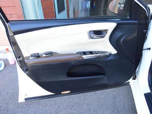 Used 2014 Toyota Avalon XLE Touring image 30