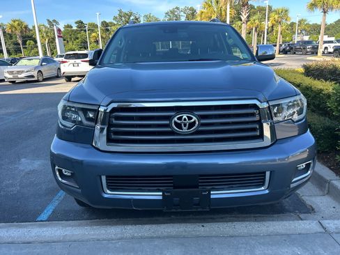 Used 2019 Toyota Sequoia Limited AWD/4WD image 2