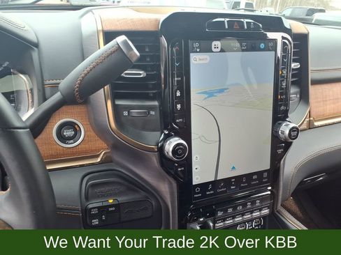 Used 2024 RAM 3500 Limited image 12