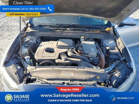 Used 2017 Ford Fusion SE image 15