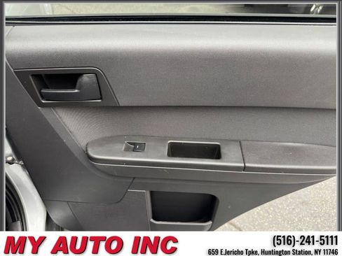 Used 2012 Ford Escape XLT image 31