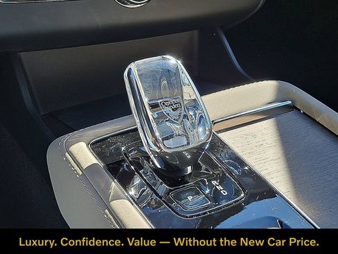 Certified 2026 Volvo XC90 B6 Plus w/ Protection Package Premier AWD/4WD image 13