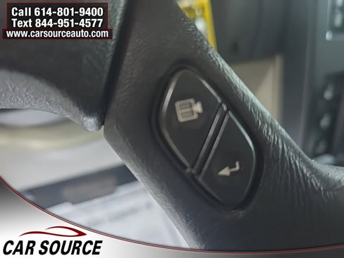 Used 2004 HUMMER H2 w/ Preferred Equipment Group image 15