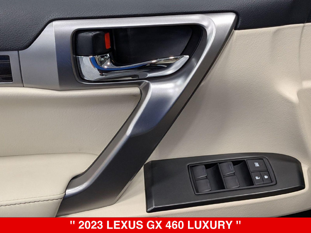 Used 2023 Lexus GX 460 Luxury w/ Sport Design Package AWD/4WD image 15