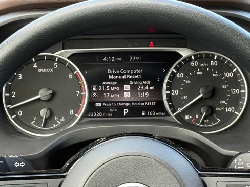 Used 2023 Nissan Rogue SV AWD/4WD image 34