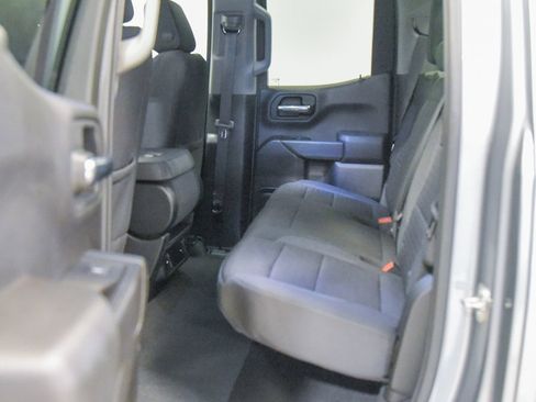 Used 2023 Chevrolet Silverado 1500 Custom image 4