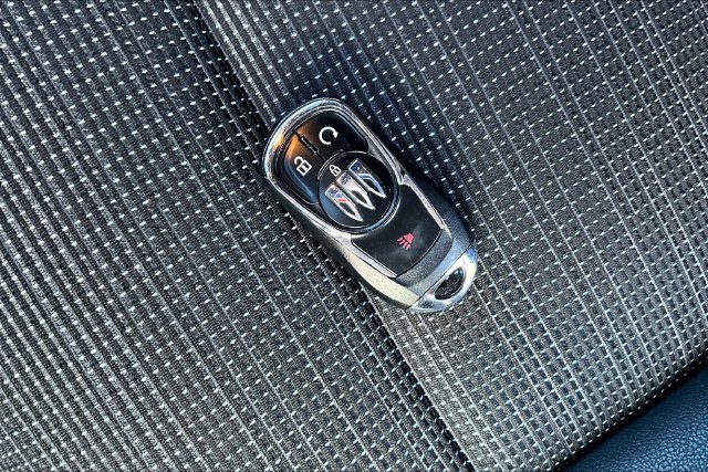 Used 2026 Buick Envista Sport Touring FWD image 11