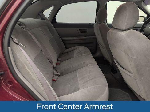 Used 2005 Ford Taurus SE FWD image 14