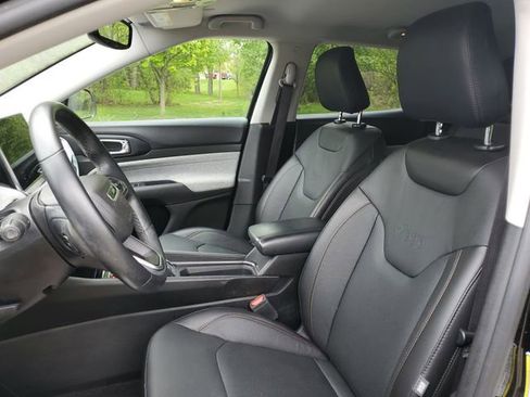 Used 2022 Jeep Compass Latitude AWD/4WD image 5