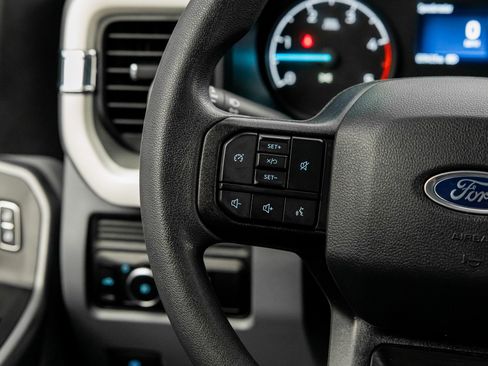 Used 2023 Ford F250 XLT w/ 360-Degree Camera Package image 38