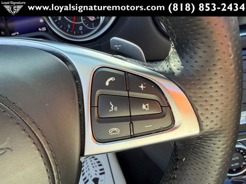 Used 2018 Mercedes-Benz SL 550 image 28