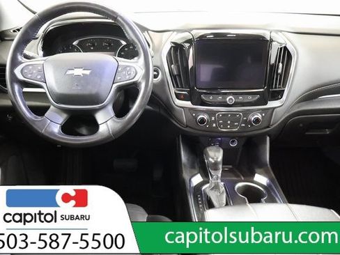 Used 2021 Chevrolet Traverse Premier AWD/4WD image 16