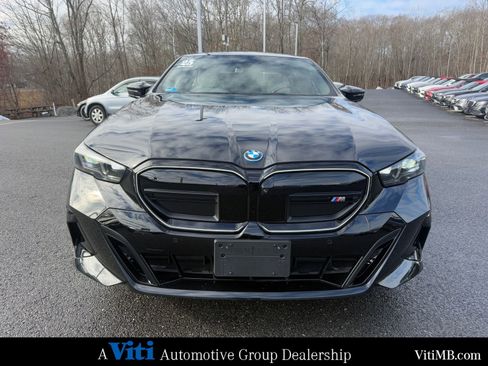 Used 2025 BMW i5 M60 w/ Executive Package image 3