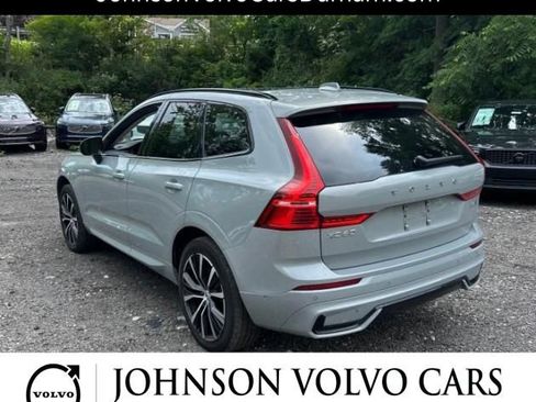 Used 2024 Volvo XC60 B5 Plus w/ Climate Package AWD/4WD image 3