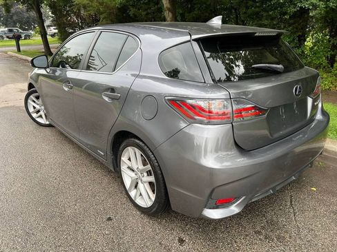 Used 2015 Lexus CT 200h image 4