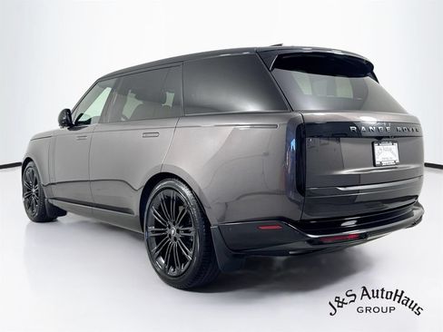 Used 2024 Land Rover Range Rover Long Wheelbase SE AWD/4WD image 5