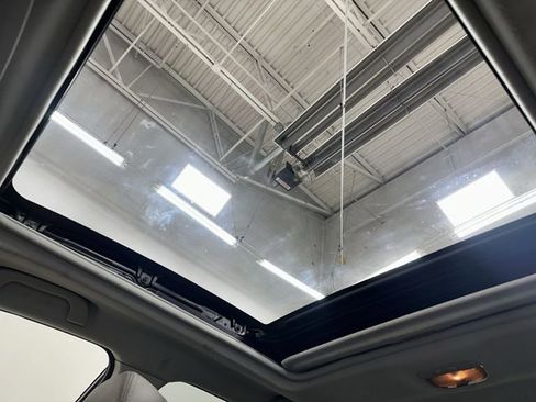 Used 2016 Subaru Forester 2.5i Limited w/ Popular Package #2 image 17