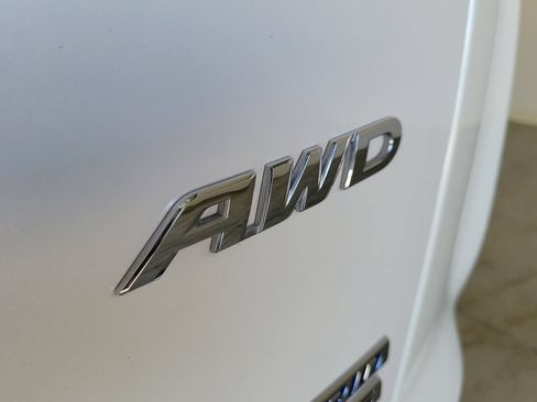 Used 2022 Honda CR-V Touring image 9
