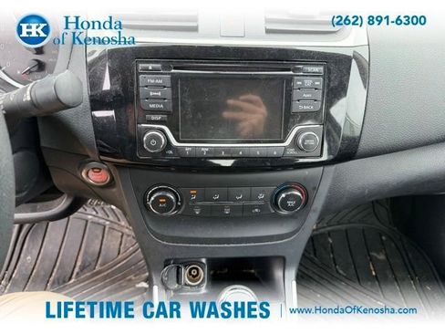Used 2016 Nissan Sentra SV image 5