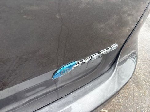 Used 2022 Chrysler Pacifica Touring-L w/ Uconnect Theater Family Group image 50