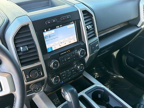 Used 2019 Ford F150 Lariat w/ Trailer Tow Package AWD/4WD image 27