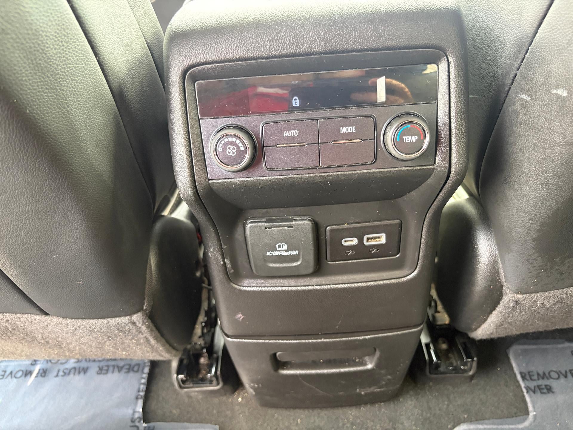 Used 2023 GMC Acadia SLT FWD image 29