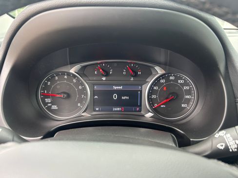 Used 2024 GMC Terrain SLT image 22