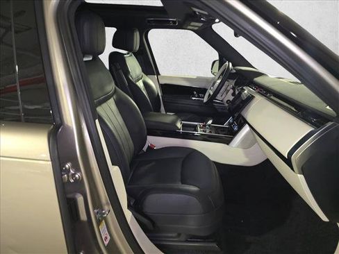 Certified 2023 Land Rover Range Rover Long Wheelbase SE AWD/4WD image 10