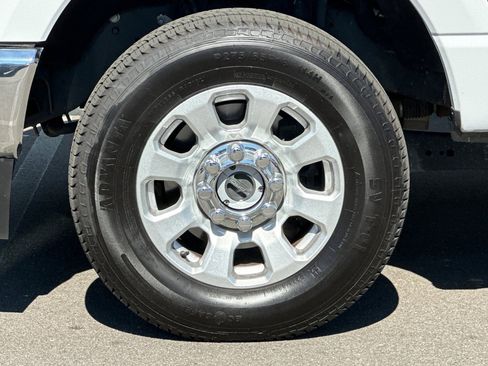 Used 2024 Ford F350 XLT image 24