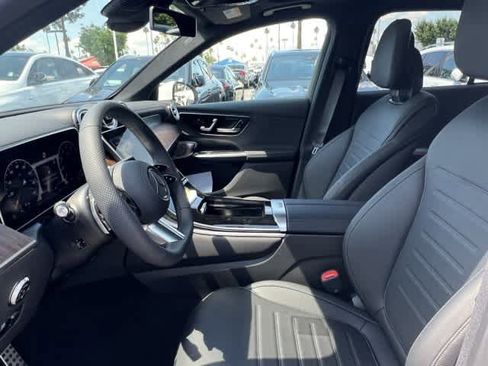 New 2026 Mercedes-Benz GLC 300 image 18