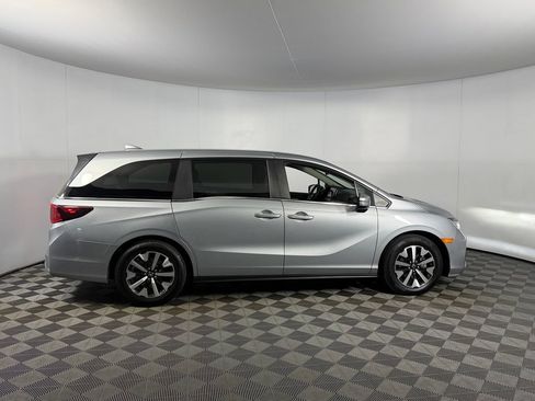 Used 2025 Honda Odyssey EX-L image 5
