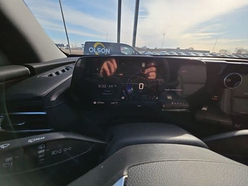 New 2026 Chevrolet Traverse Z71 w/ Driver Confidence Package image 31