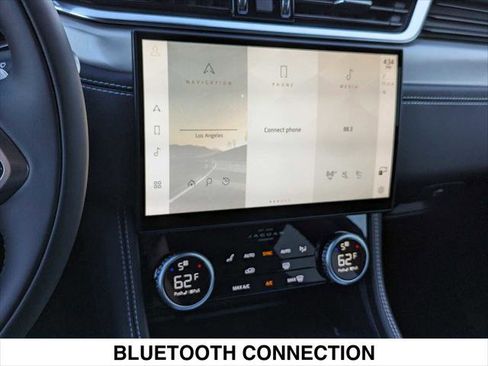 New 2024 Jaguar F-PACE R-Dynamic S image 8