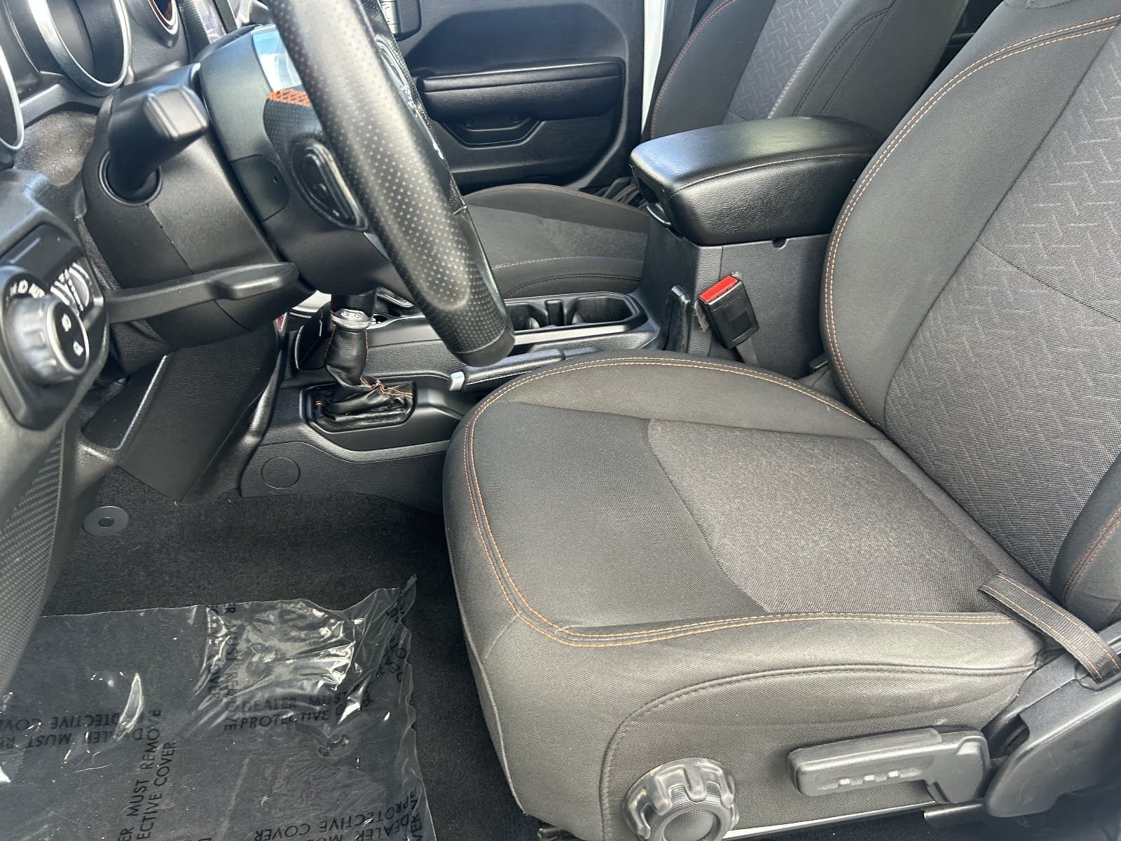 Used 2021 Jeep Gladiator Mojave AWD/4WD image 24