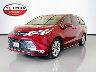 Used 2023 Toyota Sienna Platinum