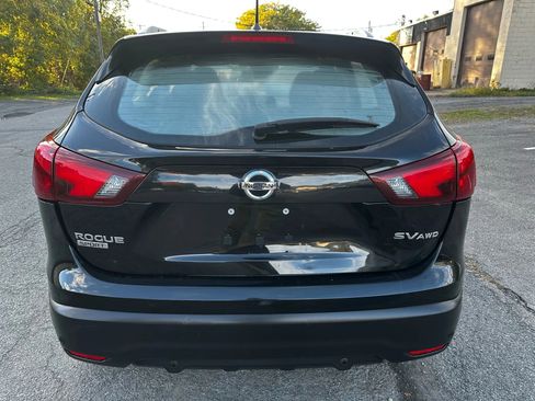 Used 2019 Nissan Rogue Sport SV image 7