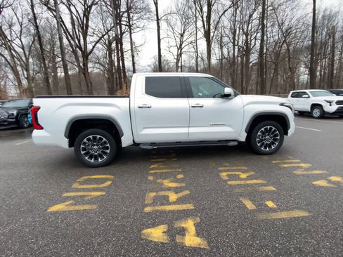 Used 2023 Toyota Tundra Limited w/ Power Package image 17