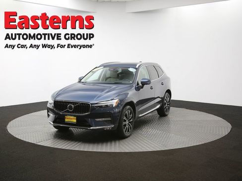 Used 2022 Volvo XC60 B6 Inscription image 56