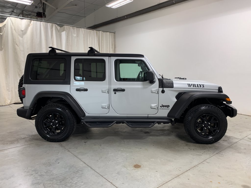 Used 2023 Jeep Wrangler Unlimited Sport AWD/4WD image 26
