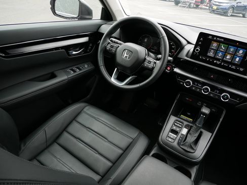 Used 2025 Honda CR-V EX-L image 9