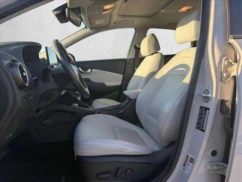 Certified 2023 Hyundai Kona Limited FWD image 10