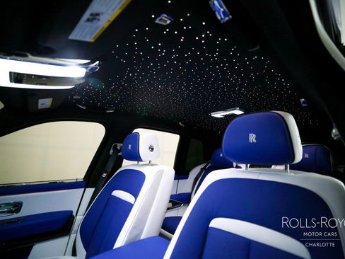 Used 2023 Rolls-Royce Cullinan Black Badge w/ Driver's Package image 12