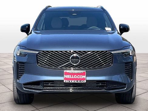 New 2026 Volvo XC90 T8 Ultra w/ Protection Package AWD/4WD image 5