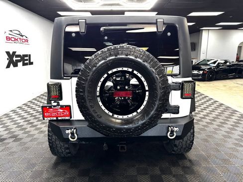 Used 2017 Jeep Wrangler Unlimited Sport w/ Quick Order Package 24S AWD/4WD image 13