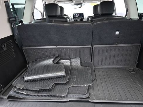 Used 2022 Nissan Armada SL w/ Captain's Chairs Package AWD/4WD image 29