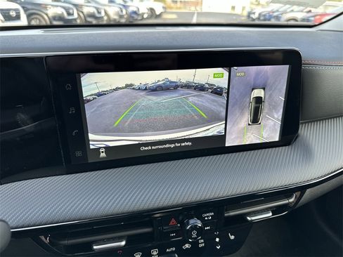 New 2026 Nissan Kicks SR w/ Cold Weather Package image 17