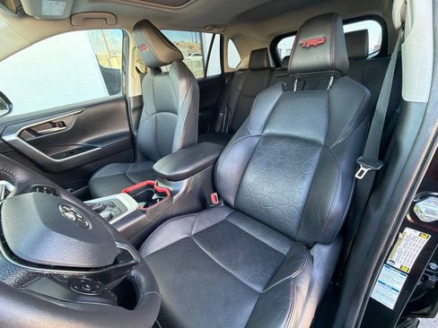 Used 2021 Toyota RAV4 TRD Off-Road w/ TRD Off-Road Weather Package AWD/4WD image 34