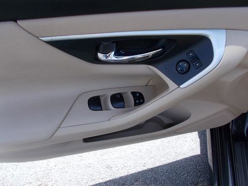 Used 2016 Nissan Altima 2.5 S w/ Power Driver Seat Package FWD image 27